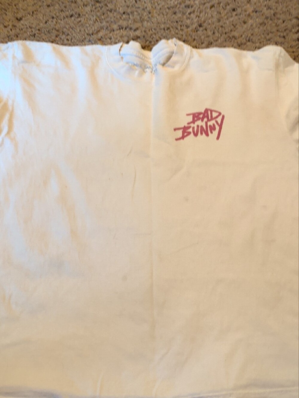 Bad Bunny Unisex White Graphic Tour T‑Shirt with Pink Print - Picture 2 of 12